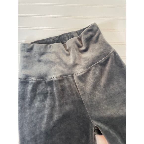 Aerie Gray Velvet & Star Print Pull on Leggings Bundle OF 2 Size M - Picture 9 of 9